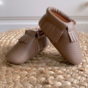 NWOT SWEET N SWAG Baby Moccasins
